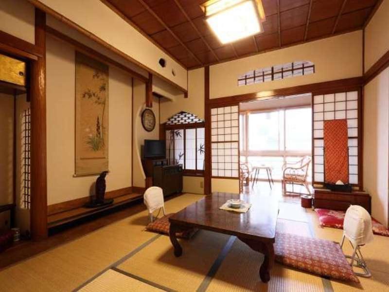 Yokotekan Shibukawa Room photo